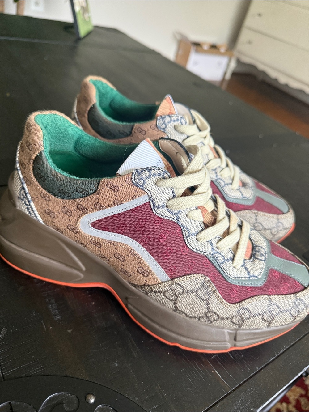 Gucci Multicolor Beige Burgundy Teal Runner Sneakers - Picture 3 of 5
